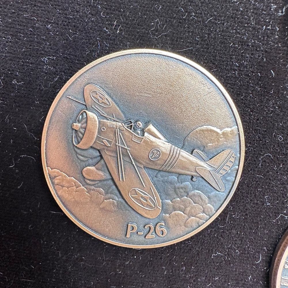 Vintage Boeing 35 Years Commemorative Bronze Collectible Coin Plaque (1986) - Picture 7 of 11